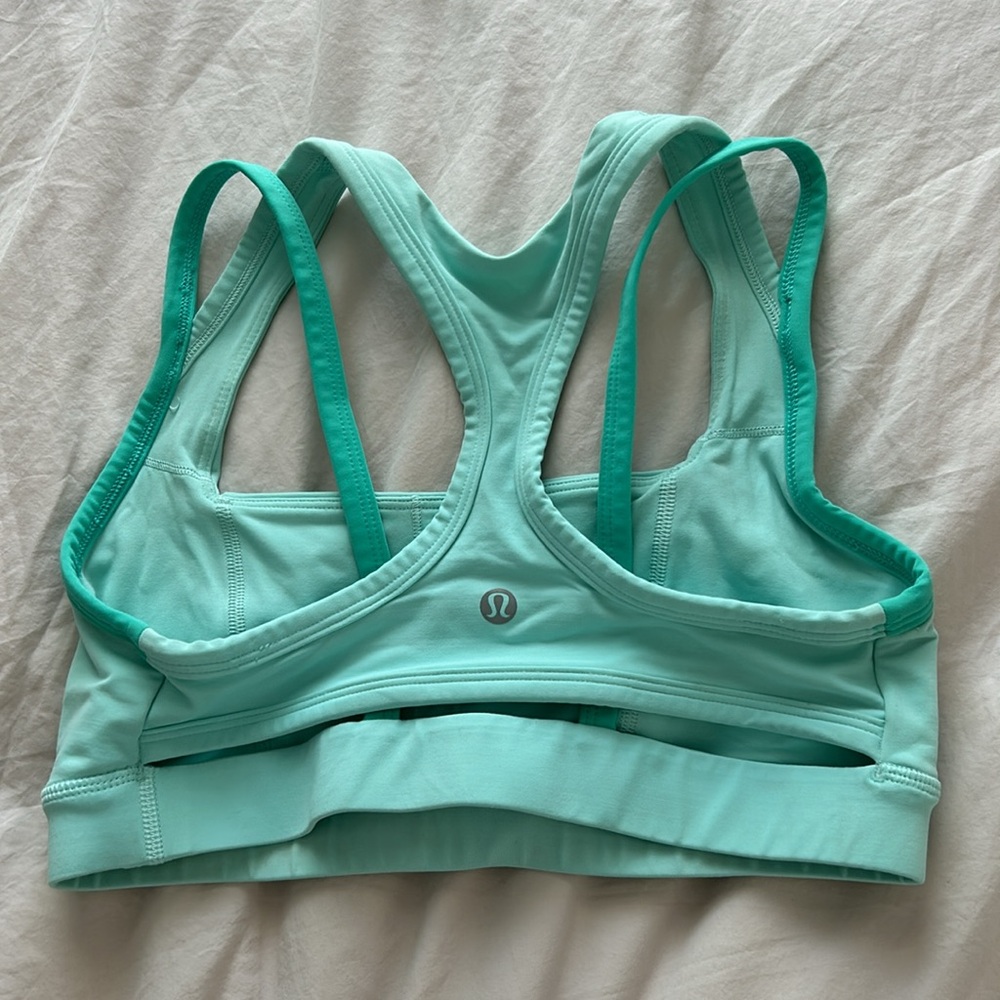 Lululemon bra size 6